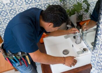 bathroom plumber​