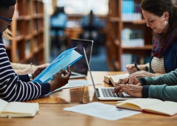 capstone project writing service uk